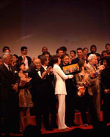 yoko2s.jpg (14495 bytes)