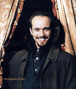 figaro4s.jpg (25134 bytes)